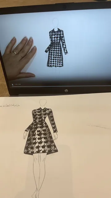 تطبيق رسم تصميم أزياء أمام الشاشة